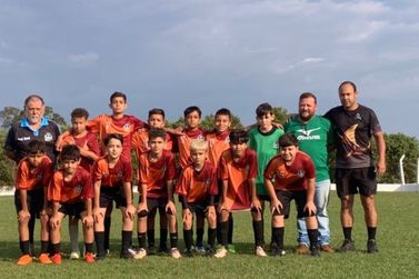 Cruzeiro do Oeste chega &agrave;s semifinais da Copa Amenorte com tr&ecirc;s categorias