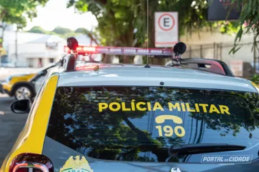 Homem &eacute; preso ap&oacute;s amea&ccedil;as e tentar tomar arma de policial