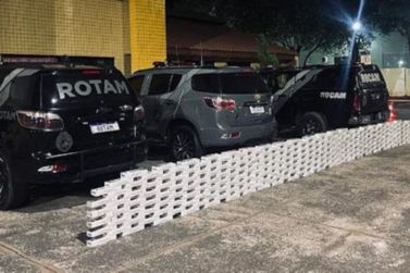 PM apreende 284 pacotes de cigarros contrabandeados em Umuarama