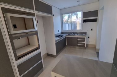 Sobrado &agrave; venda - 300m&sup2; - Parque Cidade Jardim