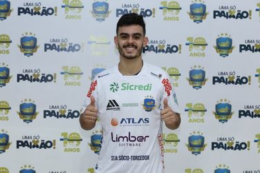 Atleta de Douradina é contratado para o Pato Futsal