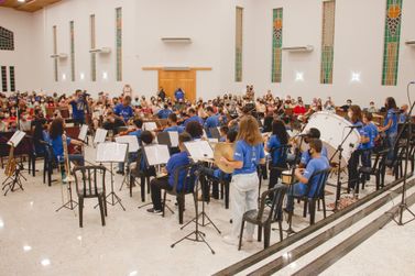 'Orquestra Escola', do Grupo Gazin se apresenta nesta terça-feira em Douradina