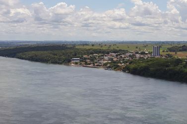 Paraná quer construir ponte entre Porto São José e Mato Grosso do Sul