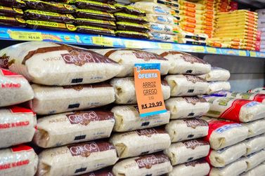 Mercado Paraná de Ivaté oferece diversas ofertas imperdíveis