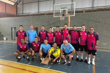 &Aacute;rbitros de Douradina se destacam em avalia&ccedil;&atilde;o estadual da Federa&ccedil;&atilde;o Paranaense
