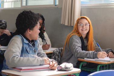 Mais de mil alunos da rede estadual entram em recesso dia 10 em Douradina