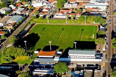 Craques do futebol disputam Jogo Solid&aacute;rio em Douradina neste s&aacute;bado