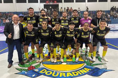 Nova Ol&iacute;mpia &eacute; campe&atilde;o da Copa Regional de Futsal de Douradina