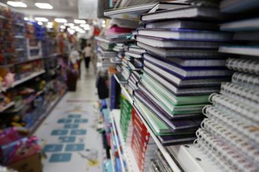 Procon-PR orienta douradinenses com compra de materiais na volta &agrave;s aulas
