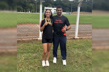 Aluna da Escola Santa Rita conquista 2&ordm; lugar no salto em dist&acirc;ncia e avan&ccedil;a &agrave; fase final 