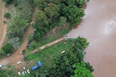 Corpo &eacute; encontrado no Rio Iva&iacute; durante buscas por jovem desaparecido