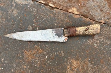Homem embriagado amea&ccedil;a idosa de 84 anos com faca e &eacute; preso em Douradina