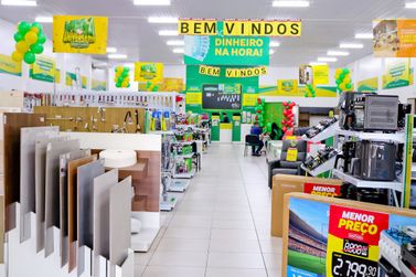 Quero-Quero completa 59 anos com pre&ccedil;os imperd&iacute;veis nesta sexta e s&aacute;bado em Douradina