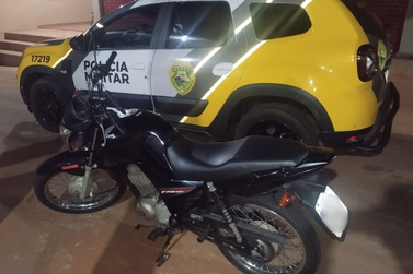 Motociclista &eacute; flagrado transitando pelo canteiro central em Nova Ol&iacute;mpia