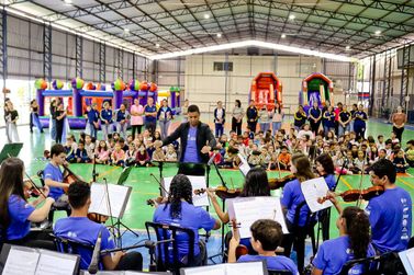 Mostra Cultural leva m&uacute;sica, aprendizado e divers&atilde;o a estudantes de Douradina