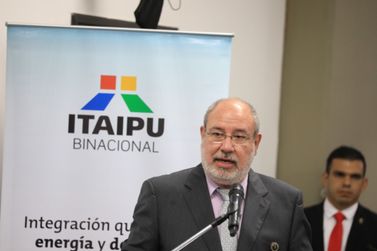 Presidente Santiago Peña dá posse à nova Diretoria Paraguaia da Itaipu