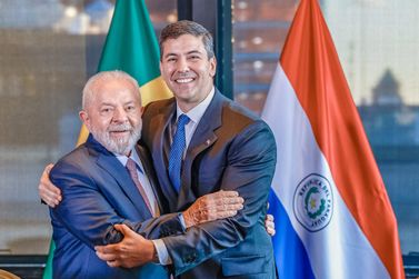 Presidentes Lula e Santiago Peña se reúnem para início da revisão do Anexo C