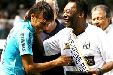 Atacantes brasileiros e sua trajetória de Pelé a Neymar