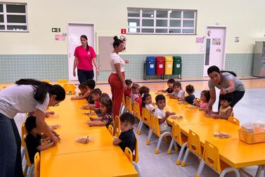 Prefeitura convoca 100 professores e um secretário para reforçar educação