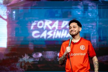Gio Lisboa desembarca em Foz com o show interativo &ldquo;Fora da Plateia&rdquo;