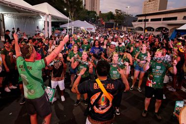 "Foz Folia" come&ccedil;a sexta-feira com Falamansa, ImaginaSamba e InspiraSamba