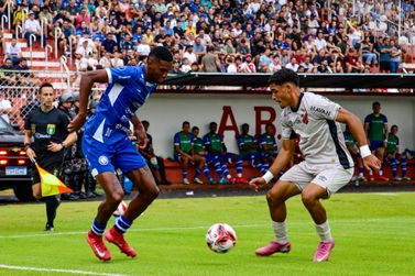 Foz perde no ABC, &eacute; eliminado pelo Athletico e se despede do Paranaense
