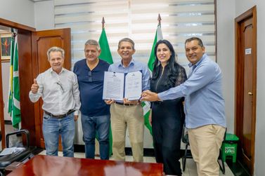 Paran&aacute; anuncia R$ 7 milh&otilde;es e confirma megaeventos esportivos em Foz 