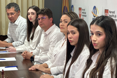 Acad&ecirc;micos da UDC ganham acesso a mentores da Universidade de Harvard, nos EUA
