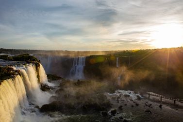 Parque Nacional do Igua&ccedil;u ter&aacute; massagem e m&uacute;sica ao vivo no Dia das M&atilde;es