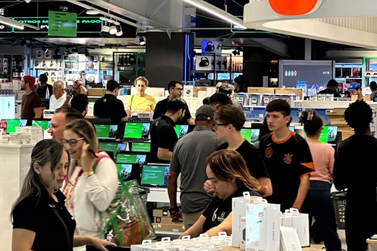 F&eacute;rias levam New Zone a estender atendimento at&eacute; meia-noite em Ciudad del Este