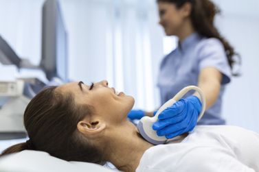 Secretaria de Sa&uacute;de agenda 108 mil exames, mas ainda tem 46 mil pacientes na espera