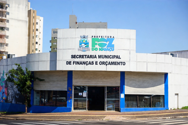 Prefeitura de Foz limita R$ 29,4 milh&otilde;es em despesas e reduz horas extras