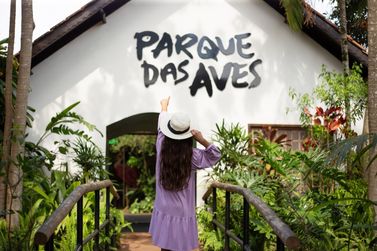 Vai visitar o Parque das Aves? Atrativo fecha ao meio-dia nesta ter&ccedil;a-feira