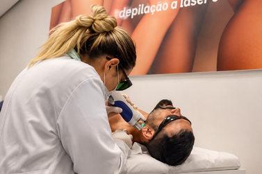 Vialaser do Cataratas JL Shopping oferece 10 sess&otilde;es de faixa de barba por R$ 89,90
