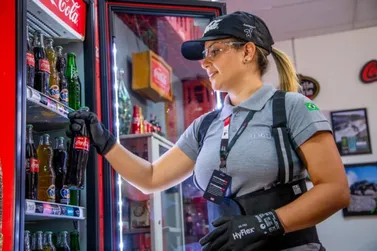 Coca-Cola abre vagas tempor&aacute;rias em Foz do Igua&ccedil;u para refor&ccedil;ar opera&ccedil;&atilde;o no ver&atilde;o