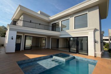 Sobrado &agrave; venda - 417m&sup2; - Condom&iacute;nio &Aacute;guas Claras