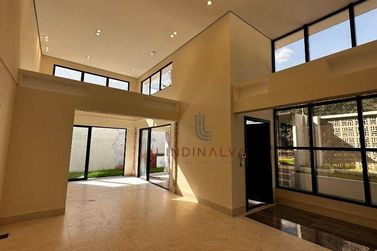 Casa &agrave; venda - 226m&sup2; - Jardim Eliza I
