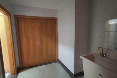Sala Comercial &agrave; venda - 839m&sup2; - Centro