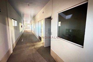 Sal&atilde;o Comercial para alugar - 720m&sup2; - Distrito Industrial
