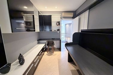 Sobrado &agrave; venda - 464m&sup2; - Condominio Residencial Lago dos Cisnes