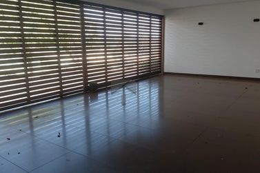 Casa &agrave; venda - 760m&sup2; - Maracan&atilde;