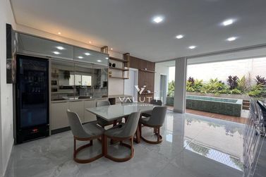 Sobrado para alugar - 316m&sup2; - Condom&iacute;nio Terras Alpha II