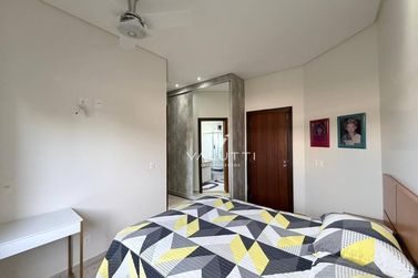Casa &agrave; venda - 236m&sup2; - Condom&iacute;nio Arco de Paris