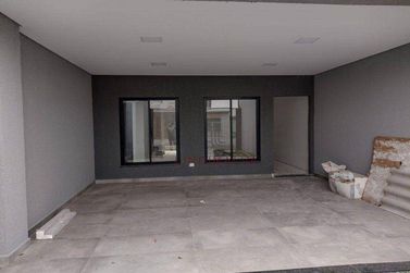 Sobrado &agrave; venda - 172m&sup2; - Parque Residencial Tr&ecirc;s Bandeiras