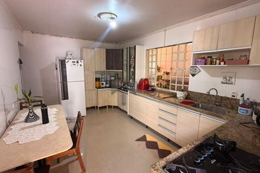 Casa &agrave; venda - 206m&sup2; - Jardim Dona Fatima Osman