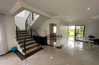 Sobrado &agrave; venda - 386m&sup2; - Condom&iacute;nio Residencial Cris&aacute;lidas