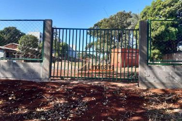 Terreno para alugar - 1800m&sup2; - Centro