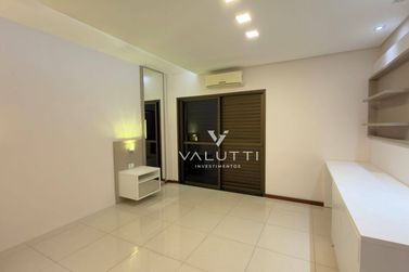 Casa &agrave; venda - 373m&sup2; - Condom&iacute;nio Solar das Palmeiras