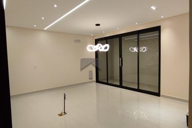 Casa &agrave; venda - 200m&sup2; - Cidade Nova