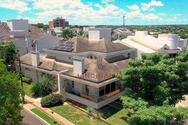 Sobrado &agrave; venda - 750m&sup2; - Condom&iacute;nio Residencial Castel Franco